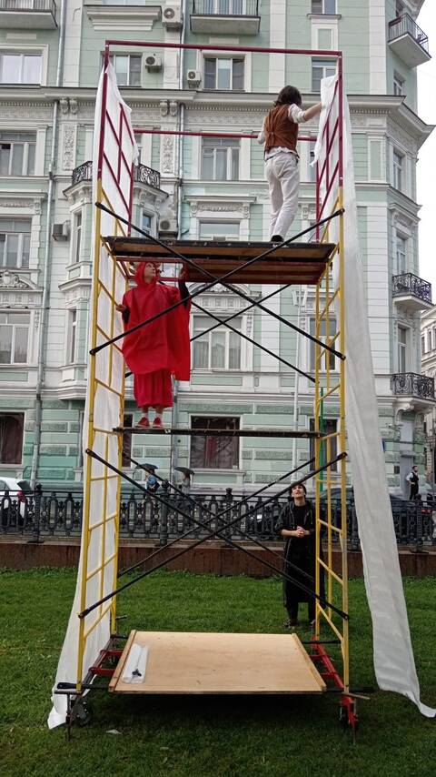 https://upforme.ru/uploads/001a/d9/34/487/t213355.jpg