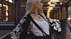 https://upforme.ru/uploads/001a/db/bb/1678/572087.gif