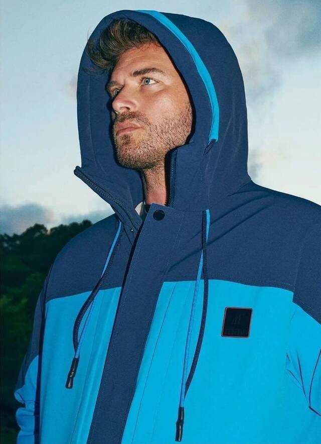https://upforme.ru/uploads/001a/ee/da/53/594853.jpg