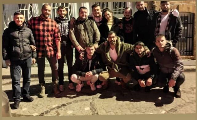 https://upforme.ru/uploads/001a/ee/da/53/60616.jpg