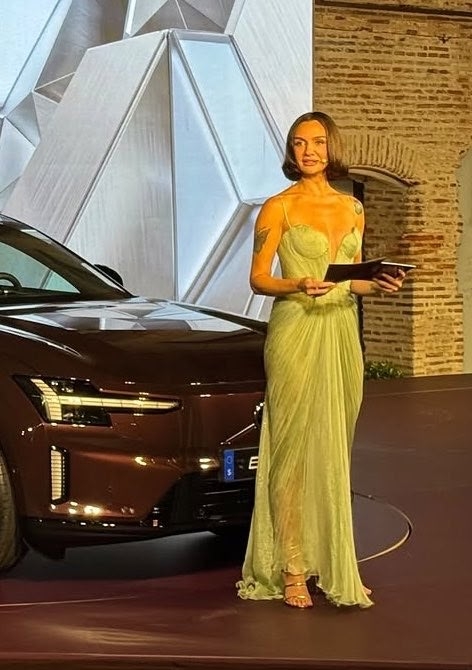 https://upforme.ru/uploads/001a/ee/da/7/t247750.jpg