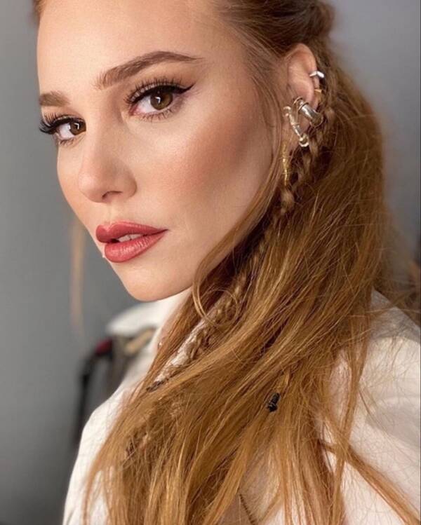 https://upforme.ru/uploads/001a/ee/da/7/t266560.jpg