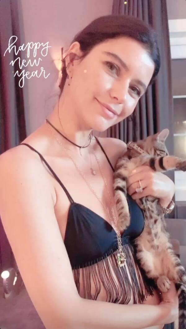 https://upforme.ru/uploads/001a/ee/da/7/t383267.jpg