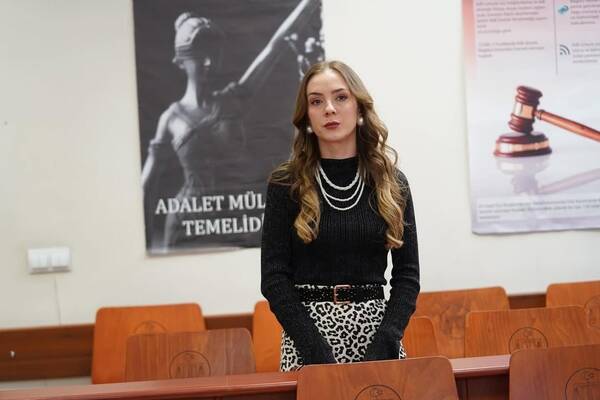 https://upforme.ru/uploads/001a/ee/da/7/t650511.jpg