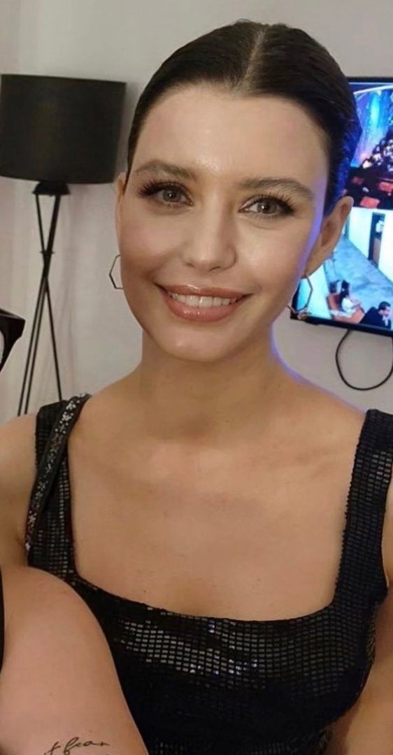 https://upforme.ru/uploads/001a/ee/da/7/t739390.jpg