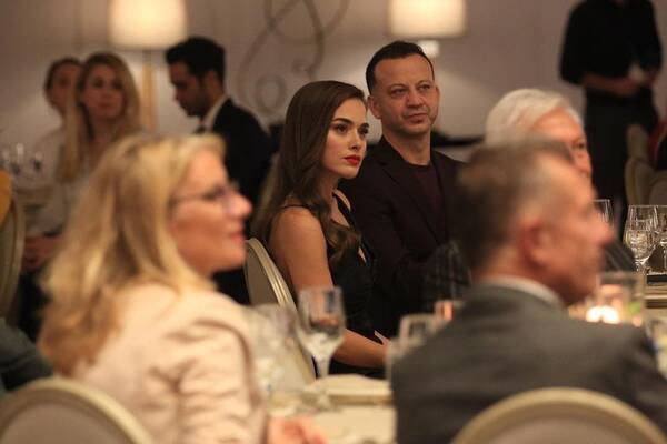 https://upforme.ru/uploads/001a/ee/da/7/t751641.jpg