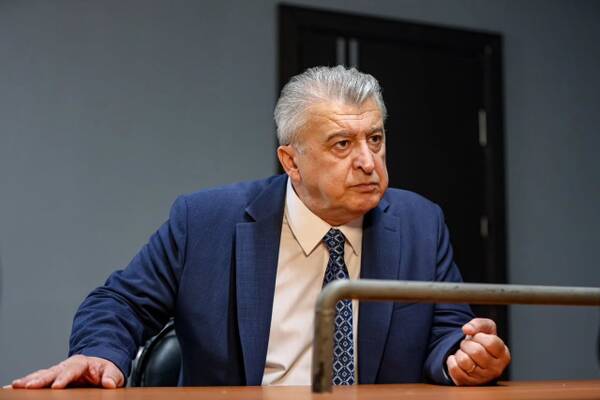 https://upforme.ru/uploads/001a/ee/da/7/t862242.jpg