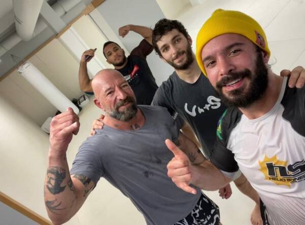 https://upforme.ru/uploads/001a/ee/da/7/t919125.jpg