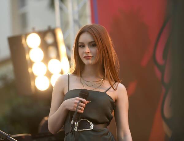 https://upforme.ru/uploads/001a/ee/da/7/t923827.jpg