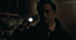 https://upforme.ru/uploads/001a/f7/84/15/350000.gif