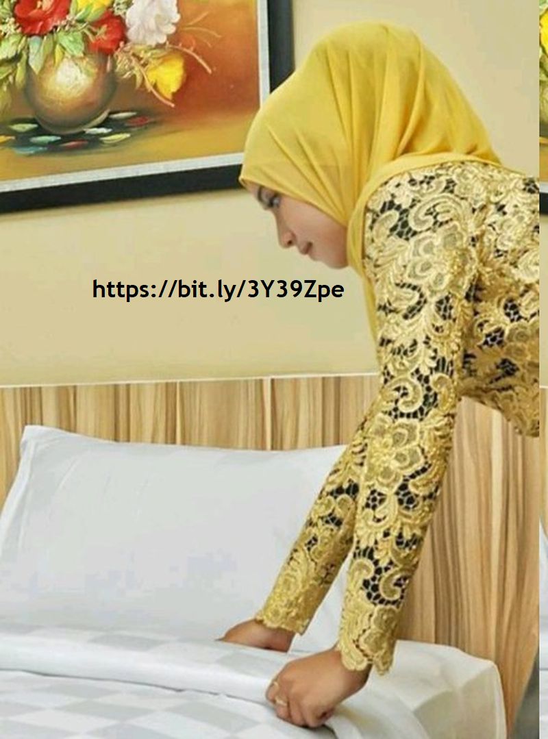 Soraya Ferani Dhita, Wanita Hijaber cantik, Layanan kamar hotel wanita cantik
