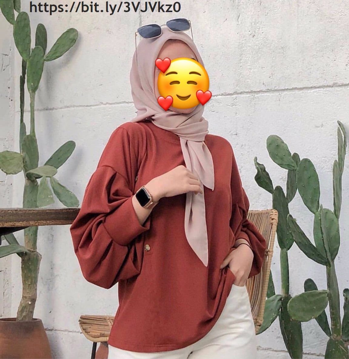 Foto Gadis Cantik Seksi Berkacamata- Soraya Berjilbab Foto Gadis Cantik Seksi Berkacamata- Soraya Berjilbab