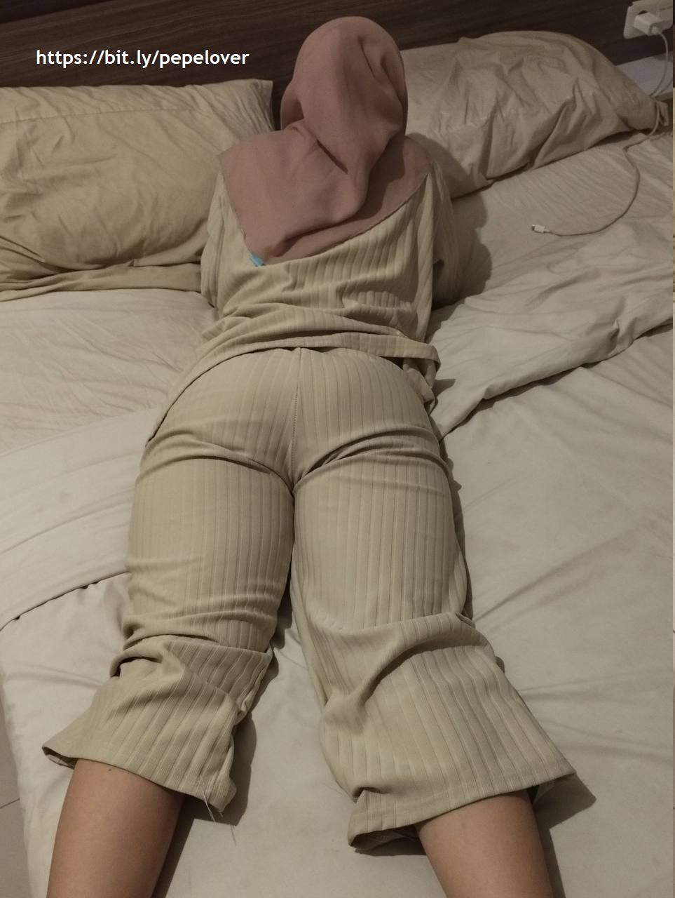 Soraya Ferani Dhita, open bo di kamar hotel siap disodok dicrot Soraya Ferani Dhita, open bo di kamar hotel siap disodok dicrot