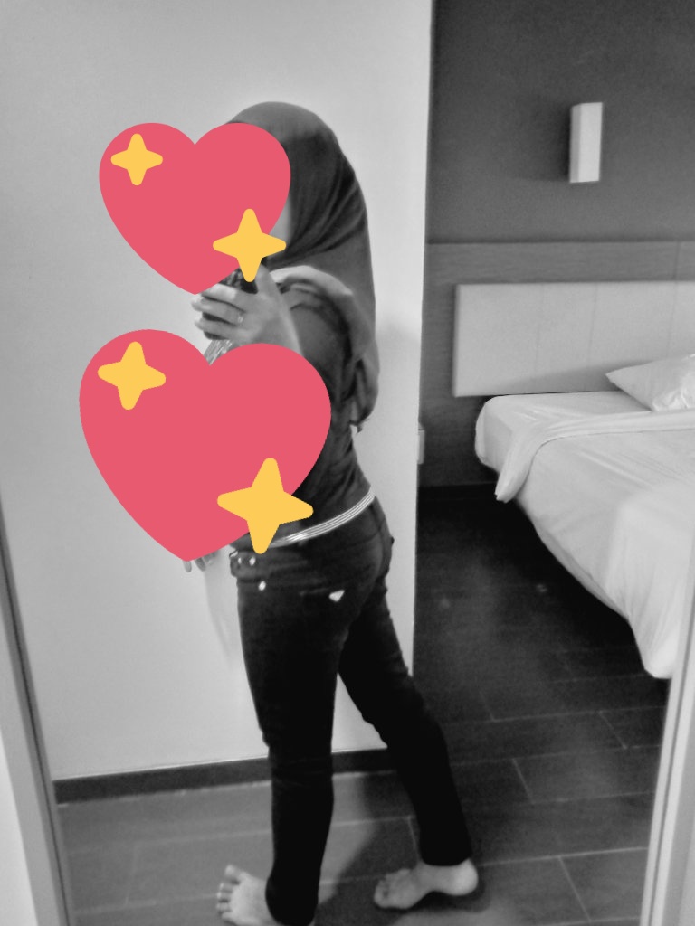 Photo jasa wanita hijaber open bo di kamar hotel Photo jasa wanita hijaber open bo di kamar hotel