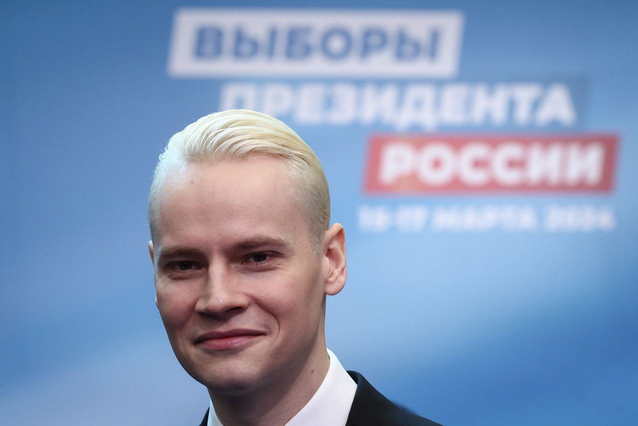 https://upforme.ru/uploads/001b/92/d8/1037/42876.jpg