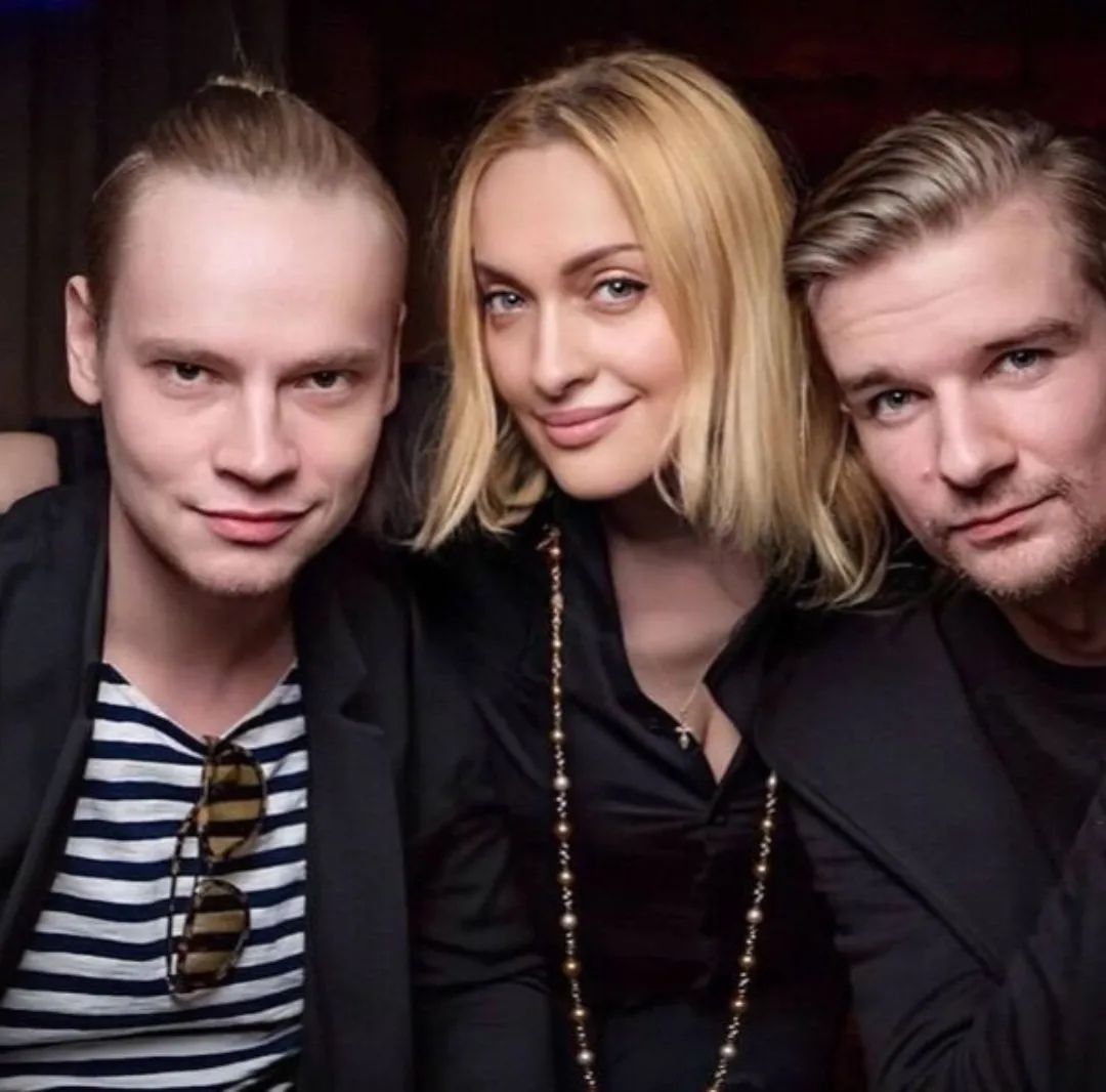 https://upforme.ru/uploads/001b/92/d8/1037/822325.jpg