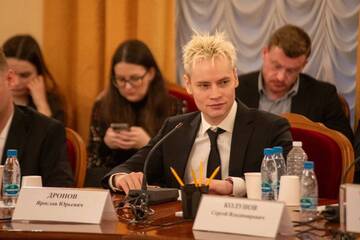 https://upforme.ru/uploads/001b/92/d8/1037/t49009.jpg