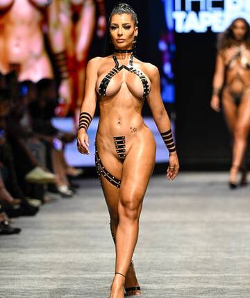https://upforme.ru/uploads/001b/92/d8/1131/t495354.jpg