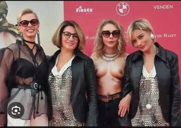https://upforme.ru/uploads/001b/92/d8/1315/t232573.jpg