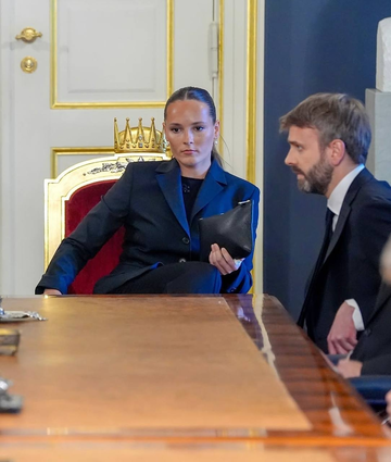 https://upforme.ru/uploads/001b/92/d8/1623/t207899.png