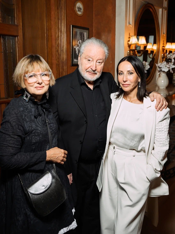 https://upforme.ru/uploads/001b/92/d8/1623/t208566.png