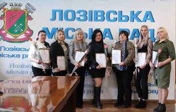 https://upforme.ru/uploads/001b/92/d8/1623/t232918.jpg