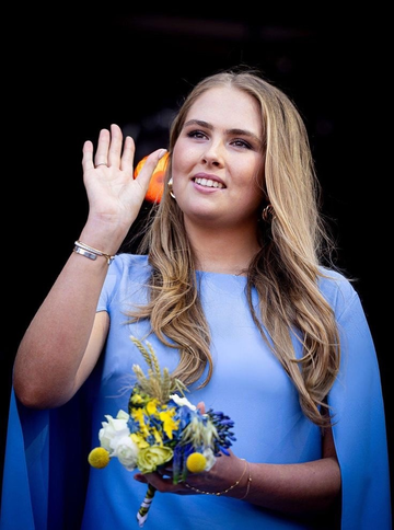 https://upforme.ru/uploads/001b/92/d8/1623/t247578.png
