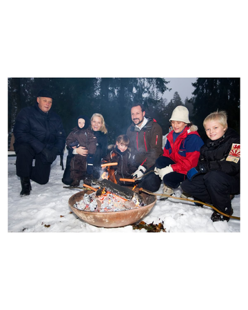 https://upforme.ru/uploads/001b/92/d8/1623/t263948.png