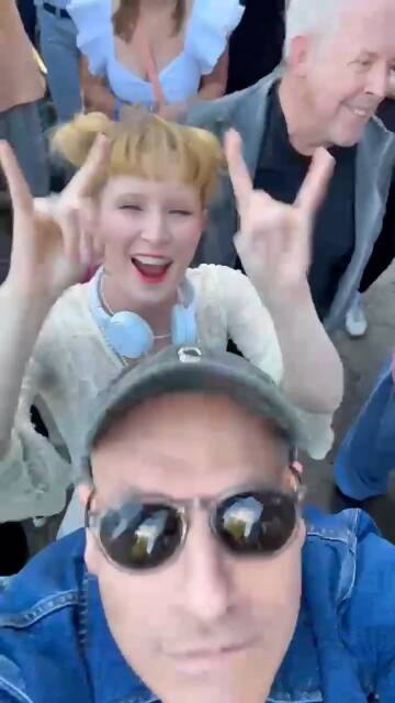https://upforme.ru/uploads/001b/92/d8/1623/t273623.jpg