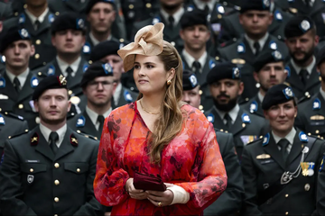 https://upforme.ru/uploads/001b/92/d8/1623/t295257.png