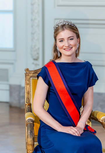 https://upforme.ru/uploads/001b/92/d8/1623/t300341.png
