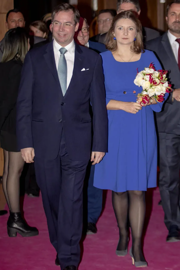 https://upforme.ru/uploads/001b/92/d8/1623/t321793.png