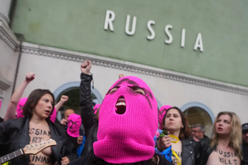 https://upforme.ru/uploads/001b/92/d8/1623/t36220.png