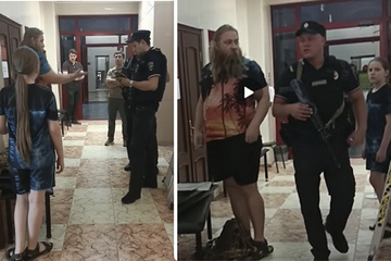https://upforme.ru/uploads/001b/92/d8/1623/t382232.png