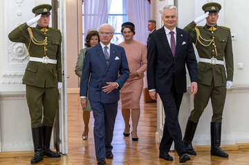 https://upforme.ru/uploads/001b/92/d8/1623/t415521.png