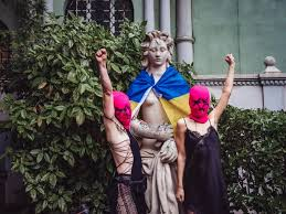 https://upforme.ru/uploads/001b/92/d8/1623/t417910.png