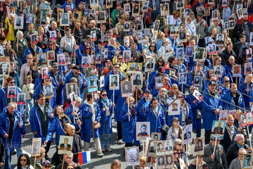 https://upforme.ru/uploads/001b/92/d8/1623/t421995.png