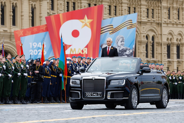 https://upforme.ru/uploads/001b/92/d8/1623/t424166.png