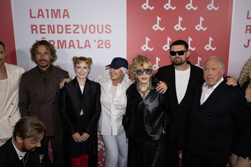 https://upforme.ru/uploads/001b/92/d8/1623/t435455.png