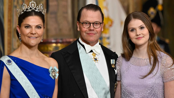 https://upforme.ru/uploads/001b/92/d8/1623/t459039.png