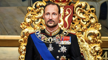 https://upforme.ru/uploads/001b/92/d8/1623/t470145.png