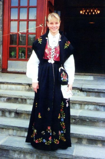 https://upforme.ru/uploads/001b/92/d8/1623/t475091.png