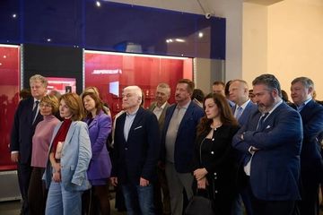 https://upforme.ru/uploads/001b/92/d8/1623/t514169.png