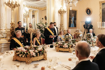 https://upforme.ru/uploads/001b/92/d8/1623/t537448.png