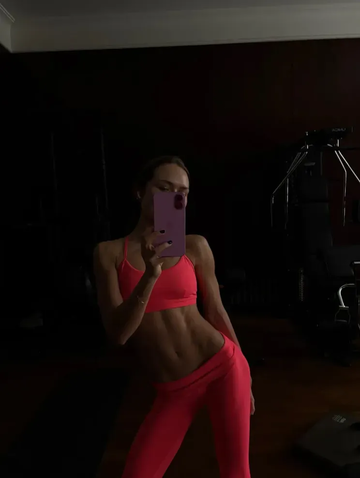 https://upforme.ru/uploads/001b/92/d8/1623/t578977.png