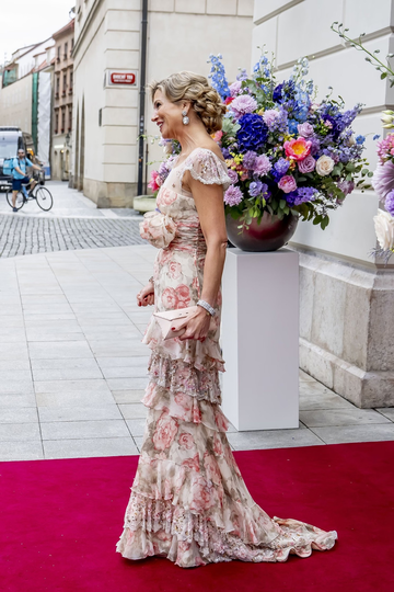 https://upforme.ru/uploads/001b/92/d8/1623/t625581.png