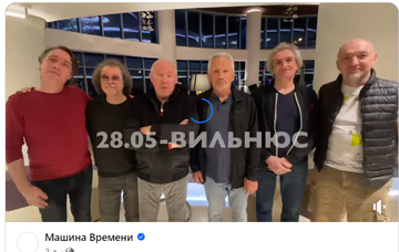 https://upforme.ru/uploads/001b/92/d8/1623/t632802.png