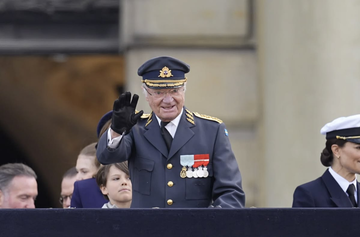 https://upforme.ru/uploads/001b/92/d8/1623/t648763.png