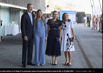 https://upforme.ru/uploads/001b/92/d8/1623/t653470.png