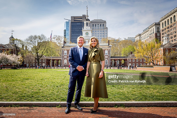 https://upforme.ru/uploads/001b/92/d8/1623/t668145.png